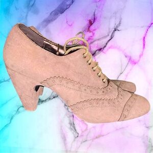 Women's Lace Up Ankle Boots - Suede
